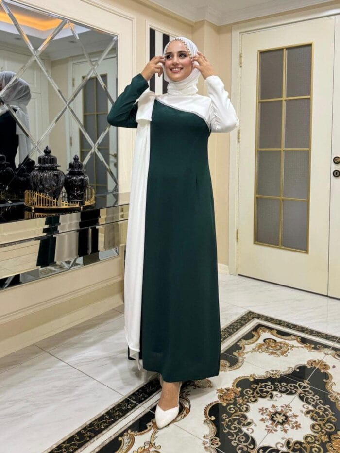 Elegantes Maxikleid mit schrägem Schal & Glitzerkante – in Grün & Dunkelblau – Bild 5