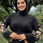 Elegante Bestickte Abaya mit Taillengürtel – Bild 2