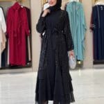 Elegante schwarze Abend-Abaya mit Pailletten & Volantrock – Bild 4