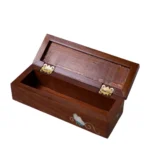 Handgefertigte Schmuckbox aus Holz mit Perlmutt-Intarsien – Bild 3