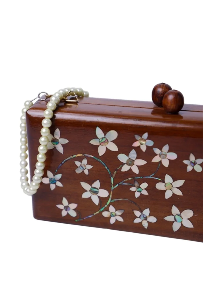 Damenhandtasche Holz mit Perlmutt-Intarsie – handgefertigt & einzigartig – Bild 3