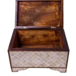 Handgefertigte Holzbox mit Perlmutt-Inlay – Bild 2