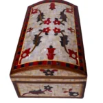 Handgefertigte Perlmutt-Schmuckbox mit floralem Design – Bild 2