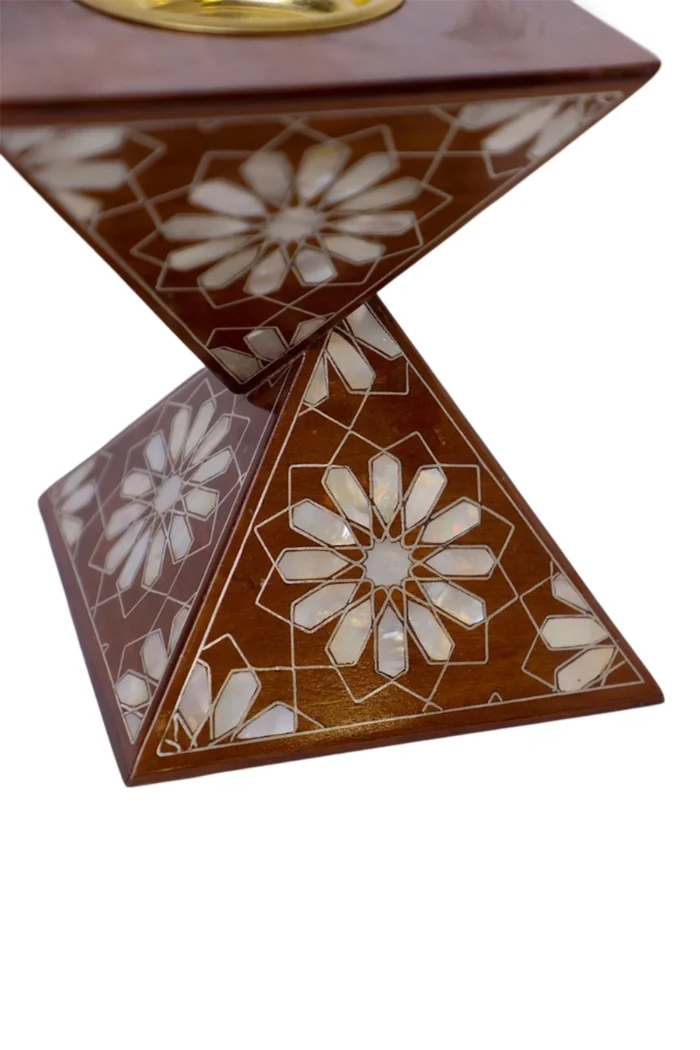 Pyramidenförmiger Räuchergefäßhalter mit Perlmutt-Inlay & Kupferschale – Bild 4