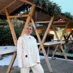 Zweiteiler Damen Creme - Elegantes Sportset – Bild 3