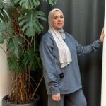 Grauer Zweiteiler Damen Model 1 - Sportliches Set