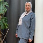 Grauer Zweiteiler Damen Model 1 - Sportliches Set – Bild 4