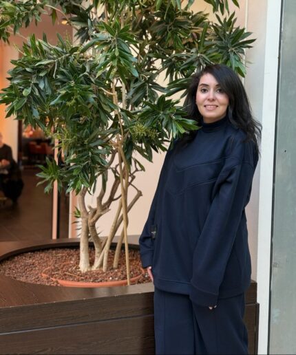 Dunkelblauer Zweiteiler Damen Model 1 - Sportliches Set